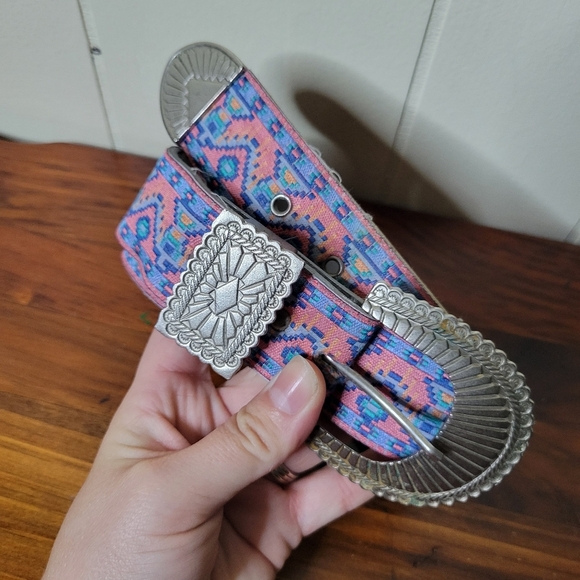 Vintage Nuovo Teal Pink Southwestern Print Belt - Picture 2 of 4